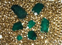 emerald-rough-and-gold-chain-Nuestra-Senora-de-Atocha.jpg