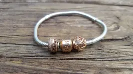 bracelet.webp