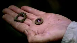 gemstone-brooch-the-curse-of-oak-island.webp