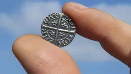 Jaroslaw-Musialkowski-coins-1-SWNS.webp