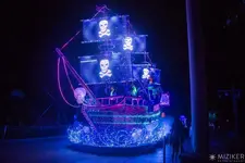 pirate-ship-illuminated-skulls-miziker-journey-of-light-two.webp
