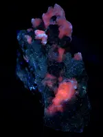 calcite quartz pyrite on limestone.webp