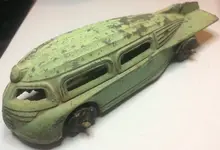 MANOIL ZEPPELIN CAR.jpg