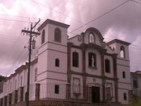 720px-Monasterio_(Puerto_Barrios).jpg