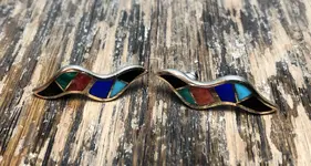 earrings.webp