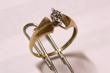 10KTdiamond ring.webp