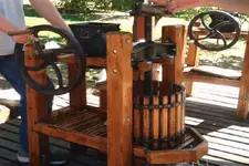 applepress.webp
