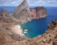 6438912927_103e7f3209_z.webp