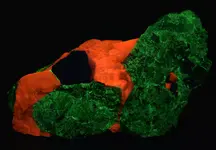 willemite calcite nj1a.webp