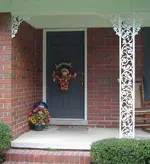 porch-column-with-arch-brackets.webp