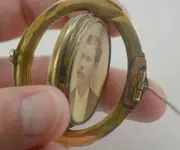Mourning Brooch 2.webp