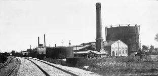 Pacific_Gas_and_Electric_Company_plant_in_Sacramento,_California_(1912).webp