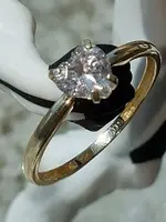 10K ring w Clear heart stone 2020.webp