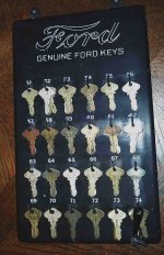 MAH - Finds 10-23-12-F - Ford Model T Ignition Key - Mfg. 1919 To 1927 - Number 52 - 12-18-11-7 .jpg