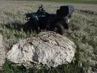 `rock1.webp
