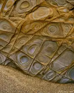 Fracture-Controlled Liesegang Sandstone [Richard Childs].webp