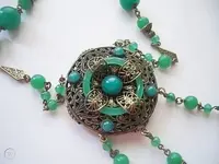 antique-edwardian-brass-filigree-jade_1_265369f5dadf2fe4d7817dd3fe621fb1.webp