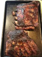 Ribs_in_tray-640p.webp