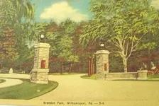 !!!DSC02920Gates Brandon Park Williamsport PA Linen Postcard.webp
