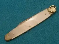 ring twist knife.webp