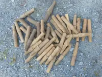 Pegs.webp Pegs.webp