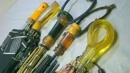 5-Vintage-Umbrellas-Bakeite-Plastic-Lucite-Handles-Parts.webp