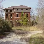 mill town school.webp
