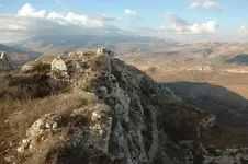 800px-View_from_Beaufort_Castle,_Lebanon,_2006.webp 800px-View_from_Beaufort_Castle,_Lebanon,_2006.webp