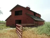 redbarn2.webp