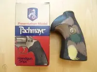 pachmayr-pistol-grips-ruger-redhawk_1_1325c8dfddc1a9468fd1d3e869b8cddf.webp