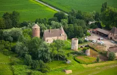 chateau-de-arigny-69_c.jpg