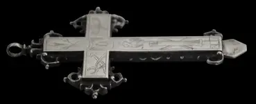 Spanish_Silver_Cross_4_-900x366.webp