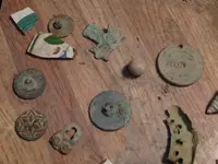 All Finds Close Up R.webp