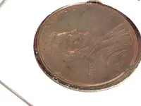 Possible 2000 Lincoln Penny Misstrike Pic (View 2of2).webp