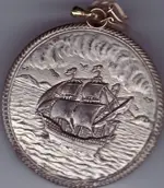 finger ring compact.webp