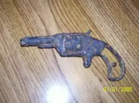 detecting gun 2.webp