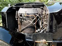 1920px-Stanley_Steam_Car_1919_engine.webp