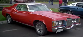 Mercury_Cougar_XR7_1971.webp