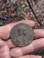 medal hand obv.webp