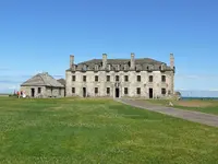 French_castle_at_Fort_Niagara_2.webp
