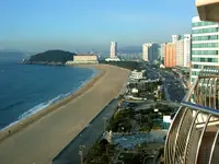 HaeundaeBeach_Busan_SouthKorea_002.webp