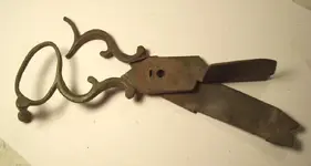gadget pieces together.webp