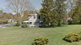 house 2.webp