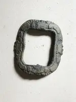 knee buckle 1.webp