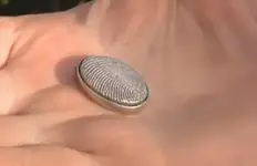 locket1.webp
