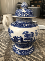 blue vase 1.png
