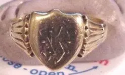 Signet Ring.webp