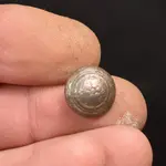 flower button f.webp