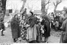 IOANNINA Bundesarchiv_Bild_101I-179-1575-20,_Ioannina,_Deportation_von_Juden.webp