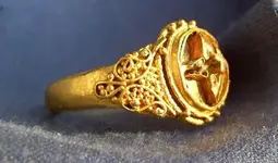 ring1a.webp